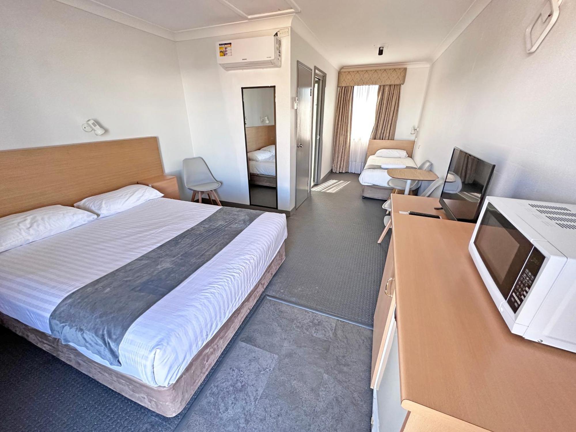 Spa Village Travel Inn Moree Dış mekan fotoğraf
